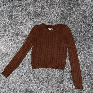 American eagle crew neck cropped cable knit sweater